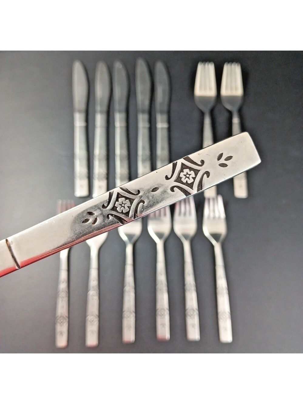 14pcs IIC Imperial Stainless Flatware Dinner Knives Forks Salad Forks Korea